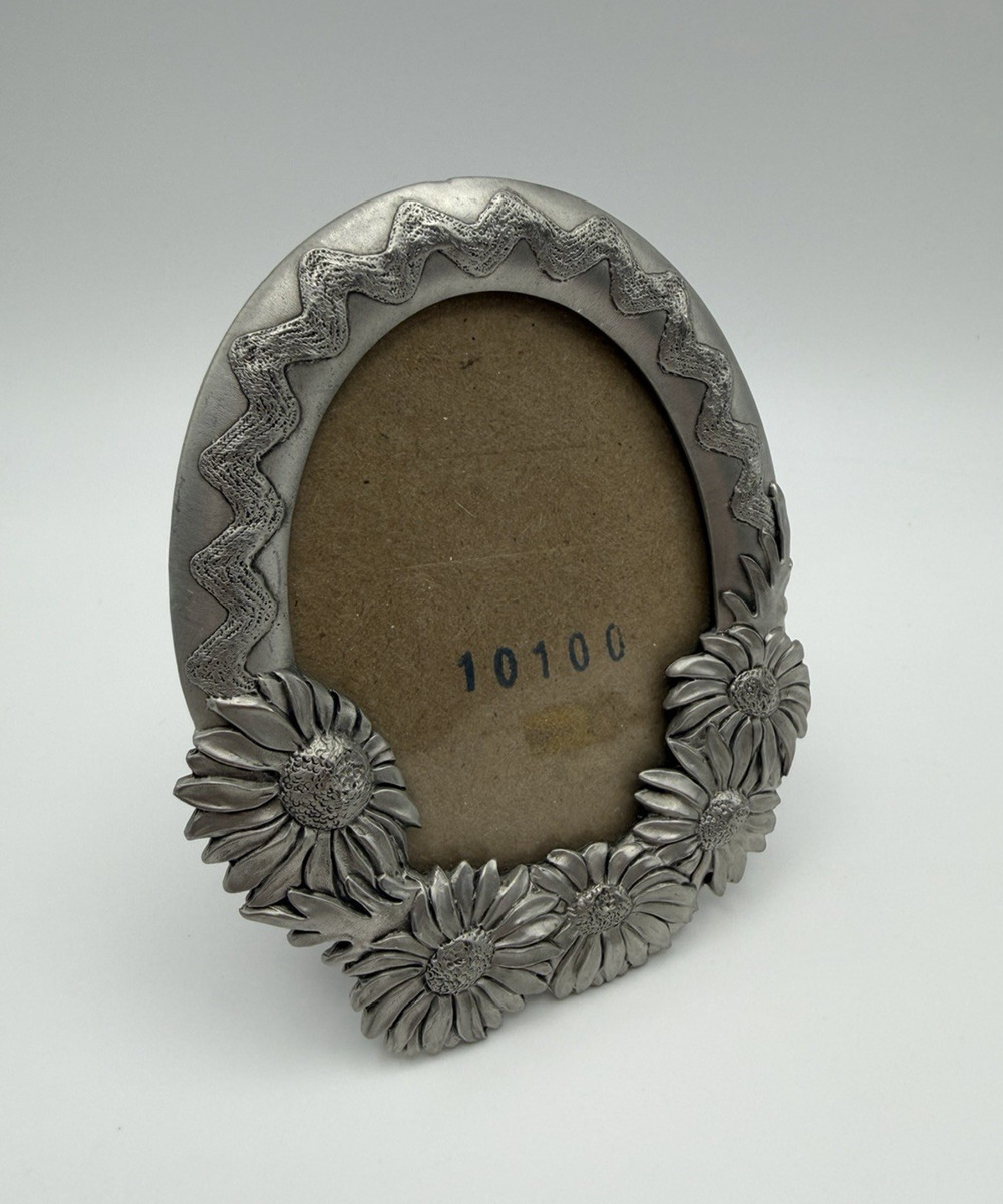 Vintage Pewter Floral Frame Small 4x3 Seagull Canada Etain Zinn Pewter PF 1222